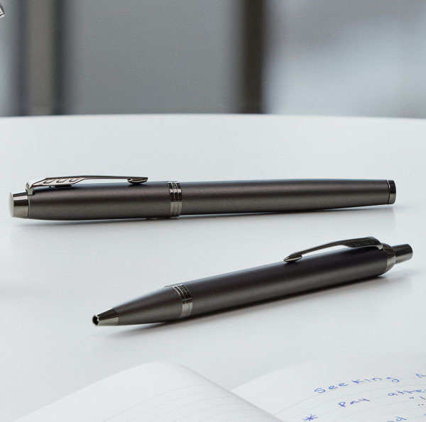 Ручка шариков. Parker IM Monochrome K328 (CW2172961) Bronze PVD M син. черн. подар.кор.