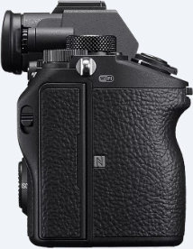 Фотоаппарат Sony Alpha 7 III черный 25.3Mpix 3.2" UHD 4K WiFi SEL2870 NP-FZ100 (с объективом)