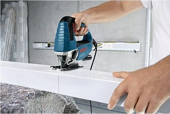 Лобзик Bosch GST 90 BE 650Вт 3100ходов/мин от электросети (кейс в комплекте)