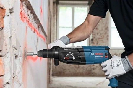 Перфоратор Bosch GBH 2-28 F патр.:SDS-plus уд.:3.2Дж 880Вт (кейс в комплекте)