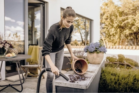 Строительный пылесос Karcher WD 3 V-17/4/20 1000Вт желтый