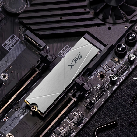 Накопитель SSD A-Data PCIe 4.0 x4 1TB AGAMMIXS60-1T-CS Gammix S60 XPG M.2 2280