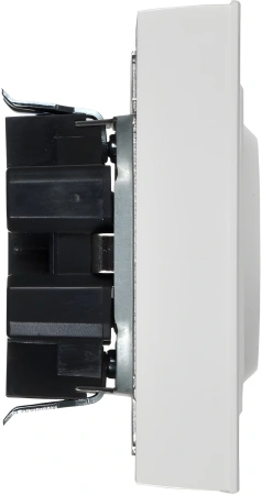 Розетка силов. IEK Brite РСш12-3-БрБ BR-R24-16-K01-F 2розет. двойн. скрыт. зазем. штор. IP20 белый (упак.:1шт)