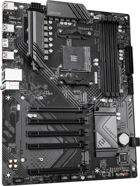 Материнская плата Gigabyte B550 EAGLE Soc-AM4 AMD B550 4xDDR4 ATX AC`97 8ch(7.1) GbLAN RAID+DVI+HDMI