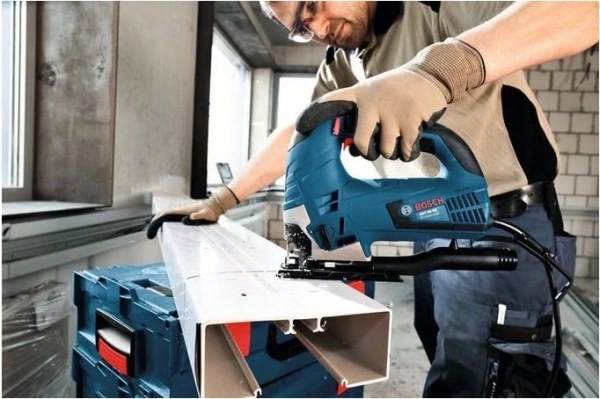 Лобзик Bosch GST 90 BE 650Вт 3100ходов/мин от электросети (кейс в комплекте)