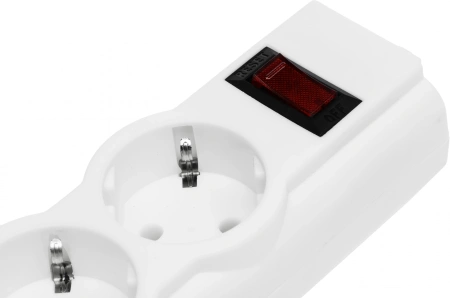 Сетевой фильтр Defender ILS 351 1.8м (5 розеток) белый (коробка)