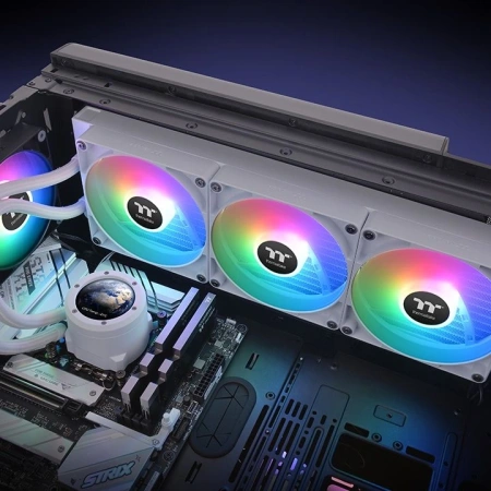 Система водяного охлаждения Thermaltake TH420 V2 Ultra Snow Edition ARGB Soc-AM5/AM4/1200/1700/1851 белый 4-pin 34.7dB Al+Cu LCD Ret (CL-W407-PL14SW-A)