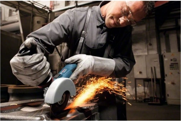 Углошлифовальная машина Bosch GWS 12-125 S 1200Вт 11000об/мин рез.шпин.:M14 d=125мм (06013A6020)