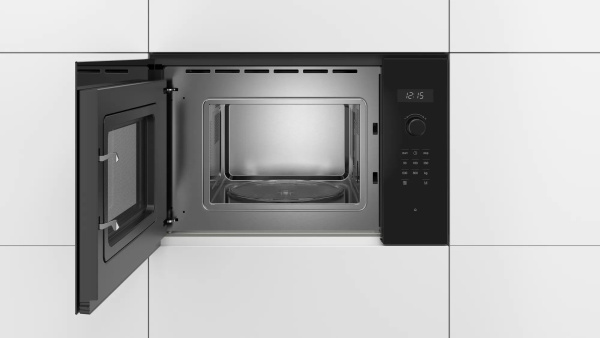 Микроволновая печь Bosch BFL524MB0 20л. 800Вт черный (встраиваемая)