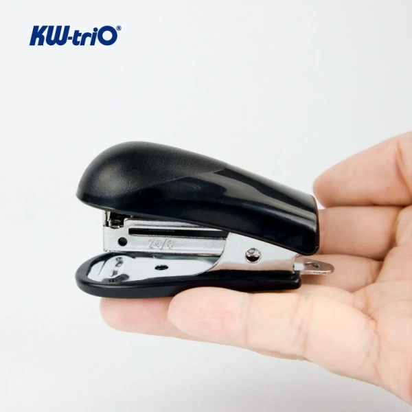 Степлер Kw-Trio 5512 Mini 24/6 26/6 (15листов) встроенный антистеплер ассорти 50скоб блистер