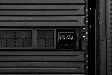 Источник бесперебойного питания Systeme Electriс SRV SRVSE3KRTI 2700Вт 3000ВА черный