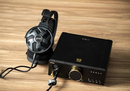 Наушники мониторные Fiio FT3 3м черный проводные оголовье