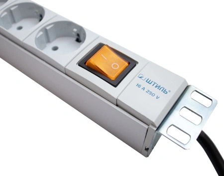 Распределитель питания Штиль PDU-8xSchuko-С20