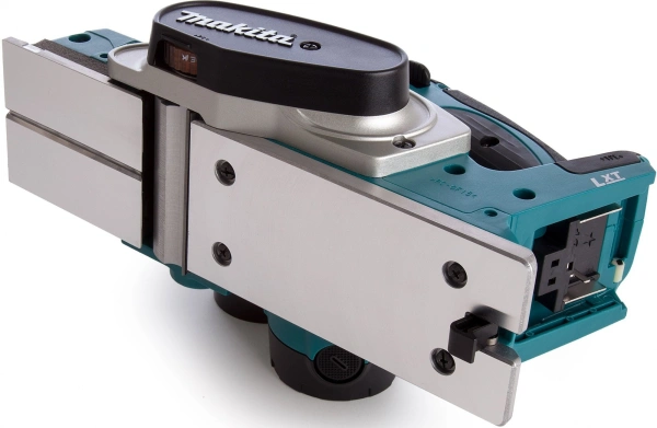Рубанок Makita DKP180Z 82мм 14000об/мин