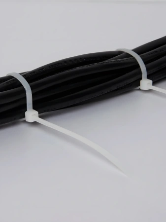 Хомут IEK UHH31-D036-200-100 200x3.6мм (упак:100шт) нейлон белый