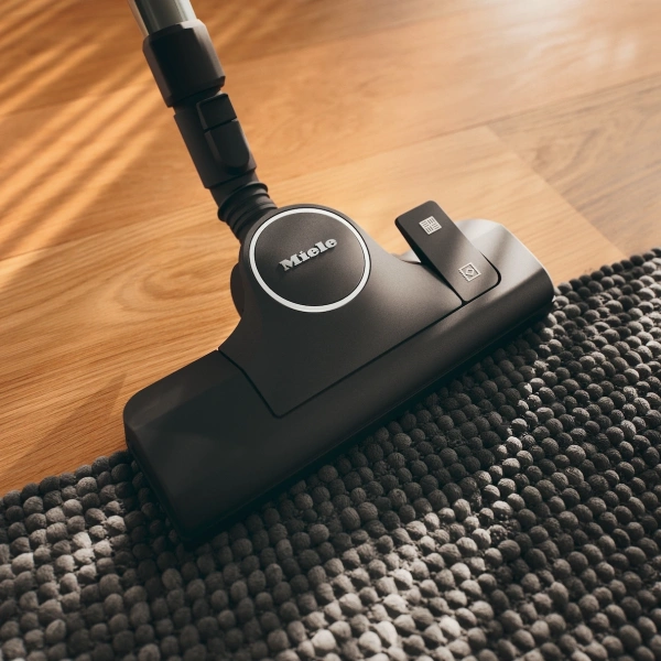 Пылесос Miele Boost CX1 125 Edition PowerLine Lotus белый
