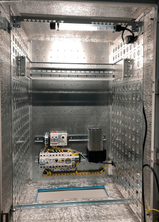 Шкаф коммутационный ЦМО (ШТВ-Н-18.6.5-4ААА-Т1) настенный 18U 600x500мм пер.дв.стал.лист несъемн.бок.пан. 150кг серый 75кг 120град. 900мм IP55 IK10 металл уличный всепогодный с кондиционером с вентилятором с нагревателем укомплектованный