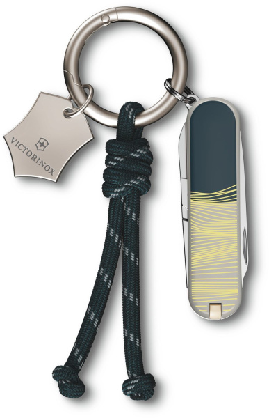 Нож перочинный Victorinox Classic SD New York Style (0.6223.E223) 58мм 7функц. зеленый подар.коробка