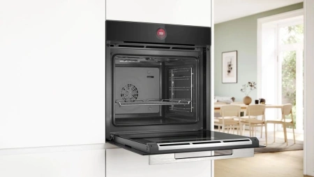 Духовой шкаф Электрический Bosch Serie 8 HBG7341B1 черный