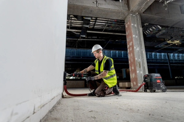 Перфоратор Metabo KHE 2645 Q патрон:SDS-plus уд.:2.9Дж 850Вт (кейс в комплекте)