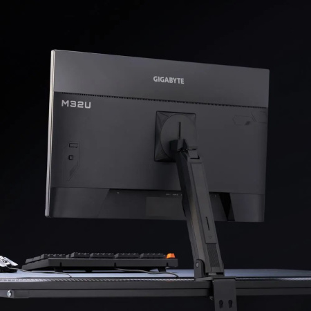 Монитор Gigabyte 31.5" M32U AE черный IPS LED 1ms 16:9 HDMI M/M HAS Piv 350cd 178гр/178гр 3840x2160 144Hz DP 4K USB