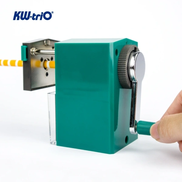 Точилка для карандашей механическая Kw-Trio 305grn 1 отверстие пластик зеленый