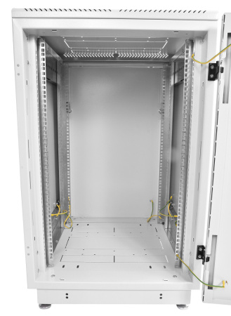 Шкаф коммутационный ЦМО (ШТК-М-22.6.10-3ААА) напольный 22U 600x1020мм пер.дв.металл задн.дв.стал.лист 2 бок.пан. направл.под закл.гайки 330кг серый 855мм 73.44кг 180град. 1140мм IP20 металл
