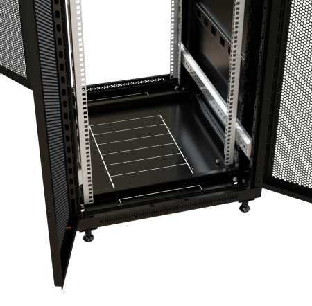 Шкаф коммутационный WRline (WR-TT-2266-DD-RAL9004) напольный 22U 600x600мм пер.дв.перфор.2ств. задн.дв.перфор.2-хст. 2 бок.пан. направл.под винты 800кг черный 510мм 1166мм IP20 сталь