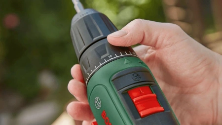 Дрель-шуруповерт Bosch EasyImpact 1200 аккум. патрон:быстрозажимной (кейс в комплекте) (06039D3105)