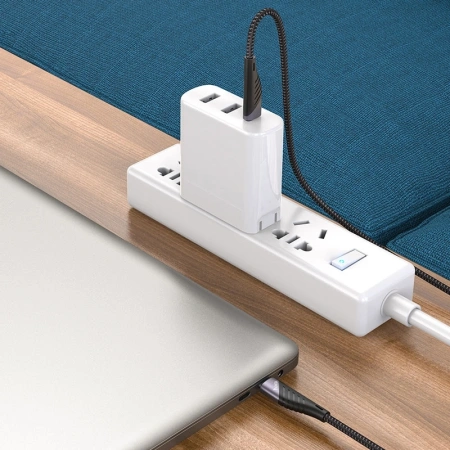 Кабель Hoco U95 PD IPH 01481 USB Type-C (m)-USB Type-C (m) 1м черный