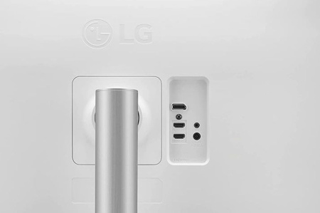 Монитор LG 27" UltraFine 27UP650-W серебристый IPS LED 16:9 HDMI матовая HAS 1200:1 400cd 178гр/178гр 3840x2160 60Hz DP 4K 5.9кг