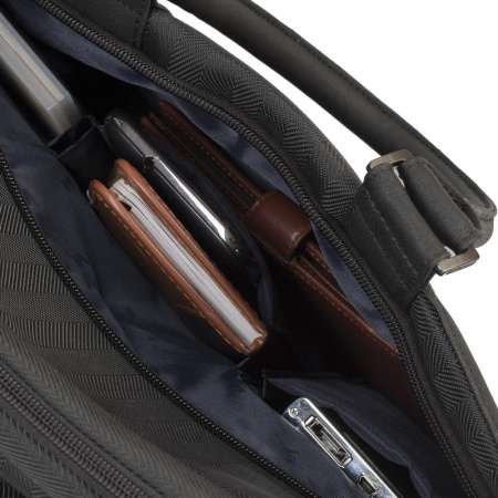 Сумка для ноутбука 15.6" Riva 8135 черный полиуретан/полиэстер (8135 BLACK)